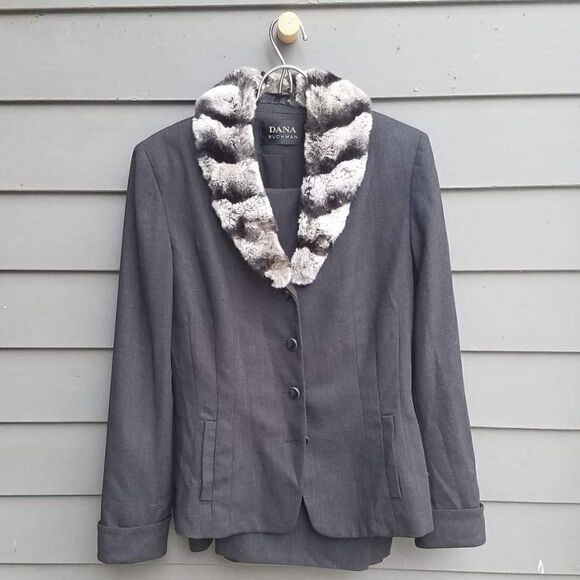 Vintage Dana Buchman Wool Blend Suit with Fur Collar - size 8 -Dark Gray - Picture 1 of 8